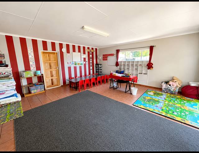 4 BEDROOM FREEHOLD FOR SALE IN WELTEVREDEN PARK